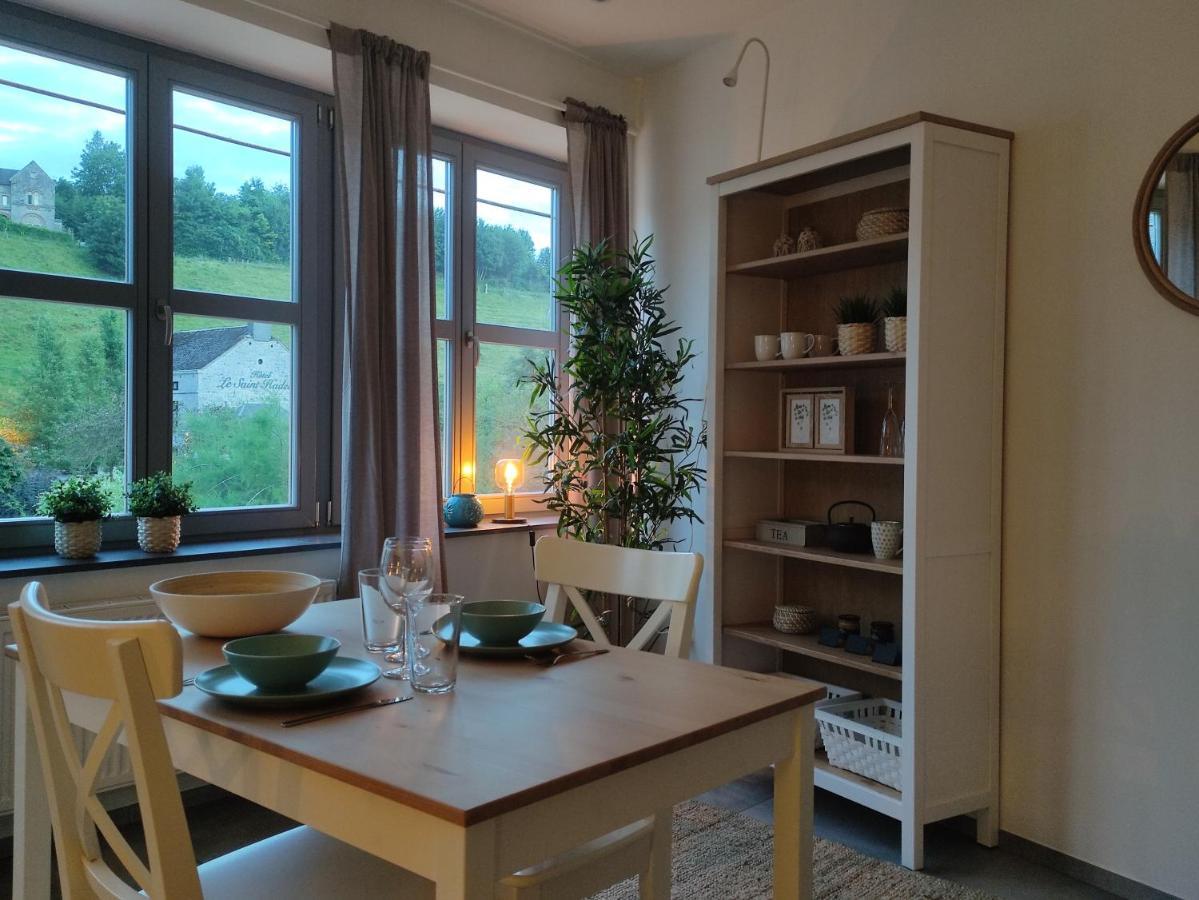 Gite A L'Ombre Du Clocher Avec Jacuzzi Et Sauna Privatifs Celles  Екстериор снимка